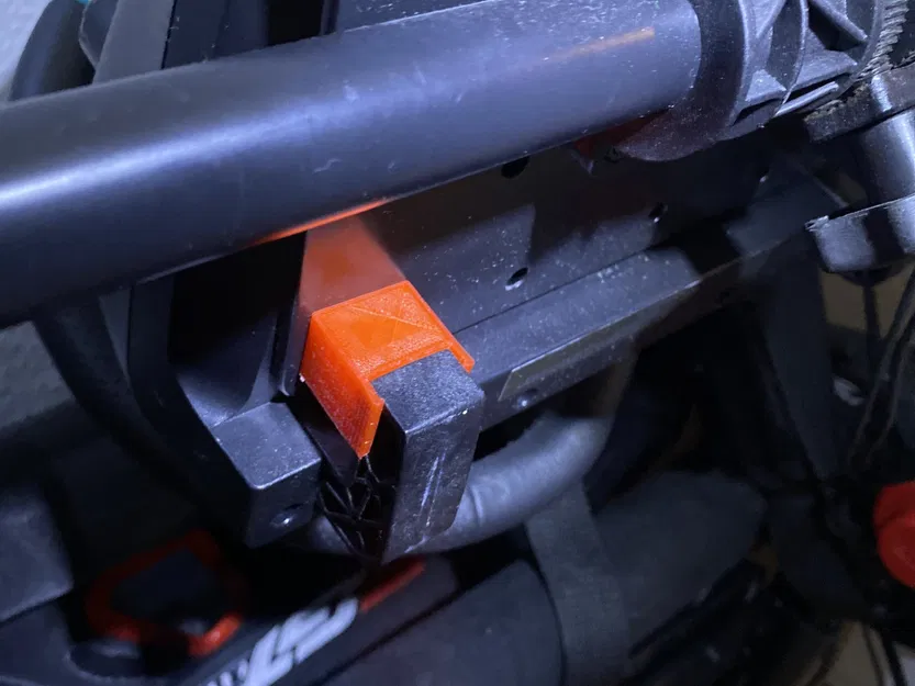 Bộ phận nối dài kẹp vô lăng Logitech - Image 1