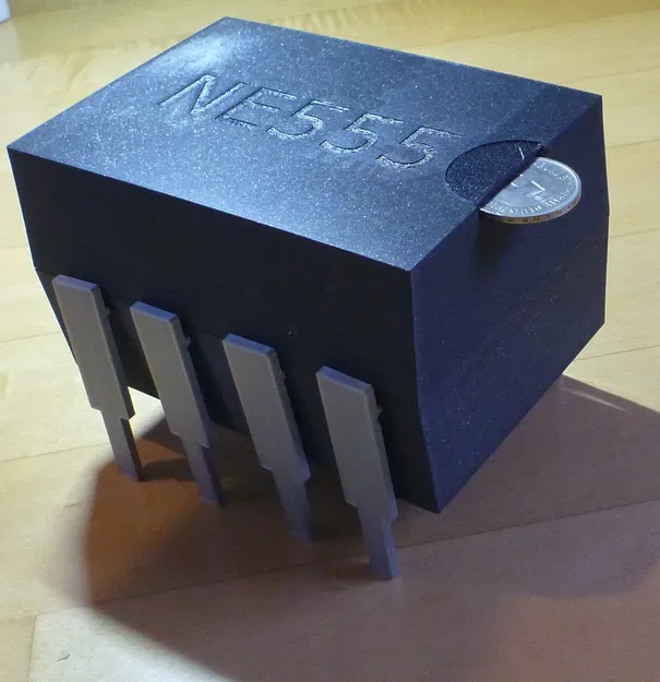 Heo Đất/Sparschwein NE555 - Image 1