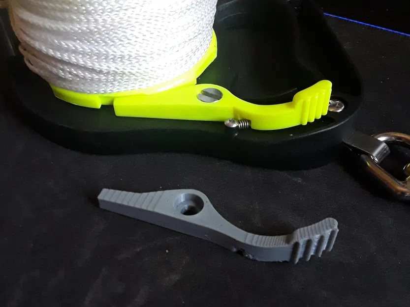 Life reel lock - Image 1