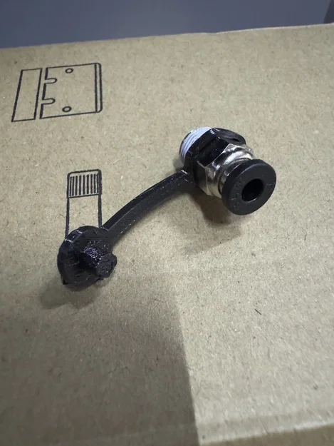 Nắp PC4 M10 - Image 3
