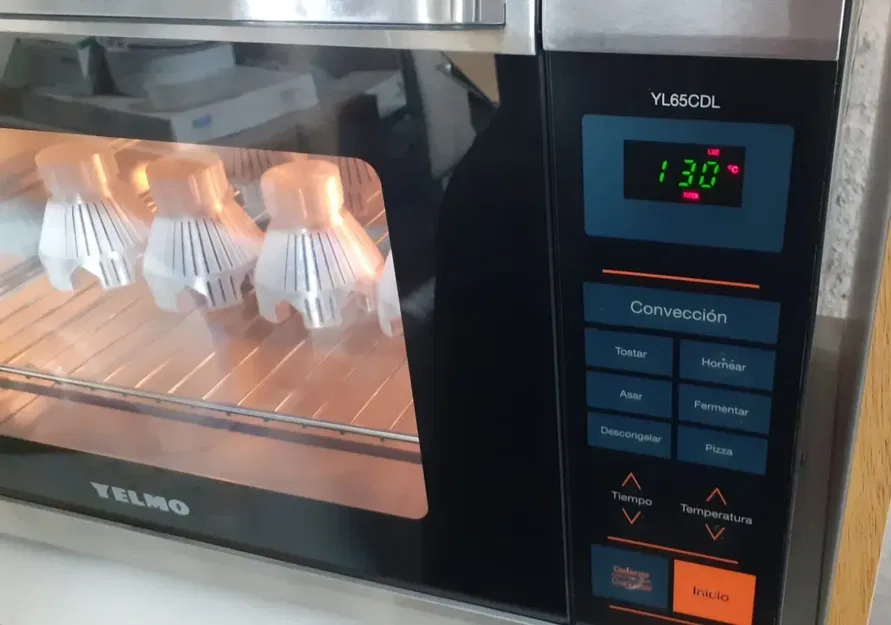 Hollow silica gel container. - Image 5