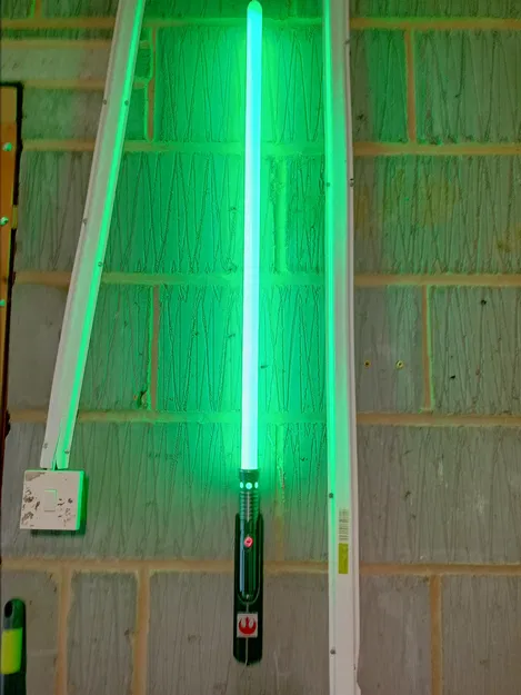 Giá treo tường Lightsaber - Image 1