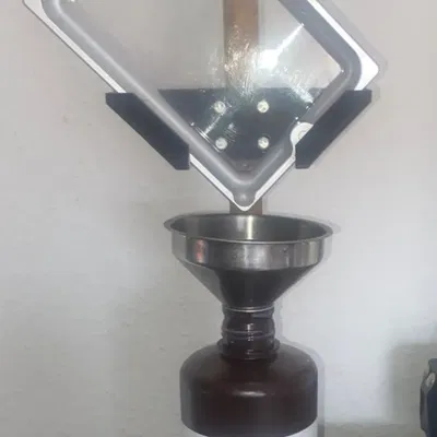 Giá Đỡ Tháo Lắp Bình Nhựa Resin Có Chân Đế