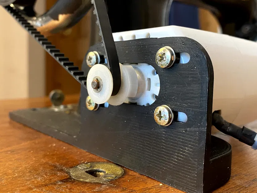 Puli và Giá đỡ Động cơ cho máy may Singer cũ - Image 5