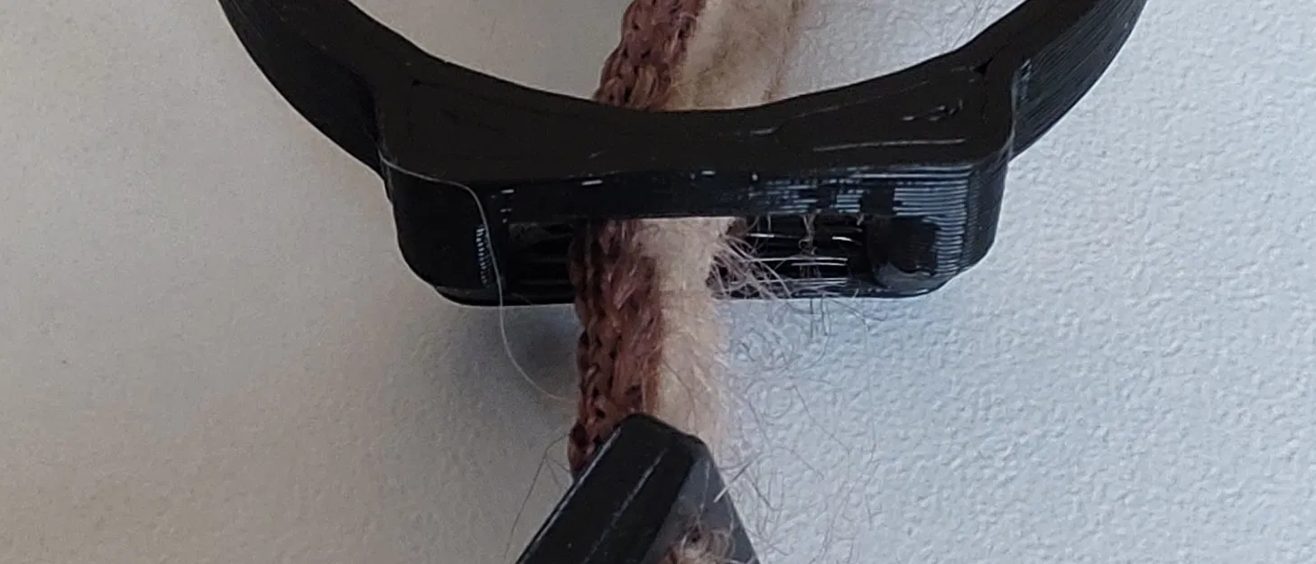 Giá đỡ Chipolo One cho vòng cổ mèo - Image 3