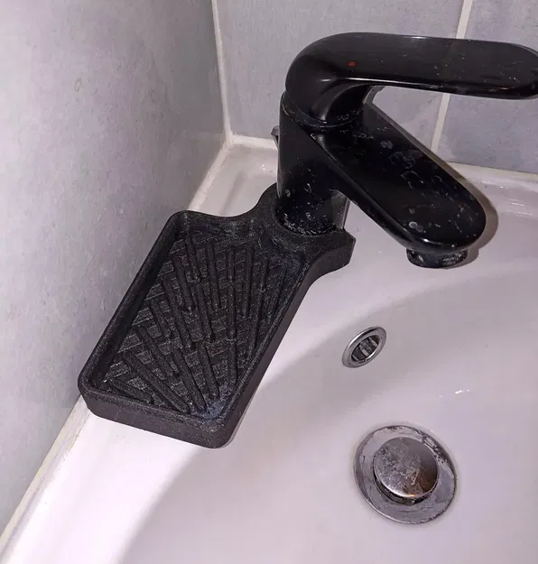 Title porte savon clipable Tóm tắt Porte savon qui se clipse au robinet po - Image 1