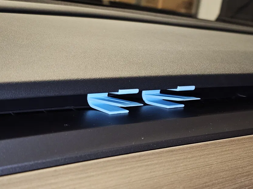 Kẹp Tản Nhiệt/Làm Thơm Cho Xe Tesla - Image 3