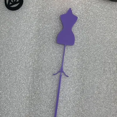 Mẫu Trang Trí Bánh Kem Hình Manocanh