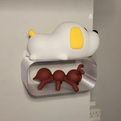 Kệ nhỏ gắn tường bằng Command Strip hoặc Ốc vít