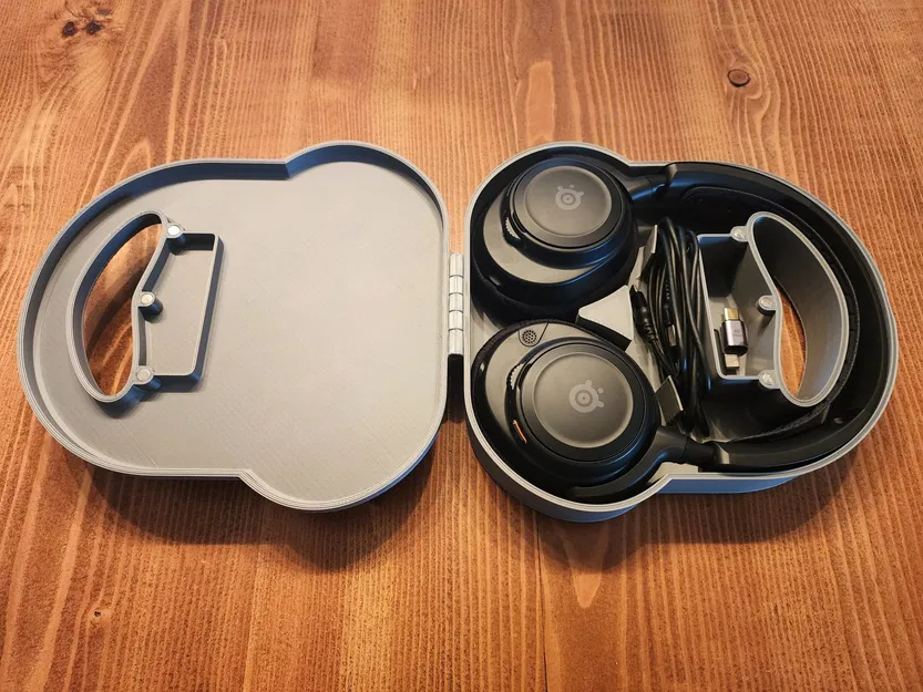 Hộp đựng tai nghe không dây SteelSeries Nova 7 và hơn thế nữa - Image 1