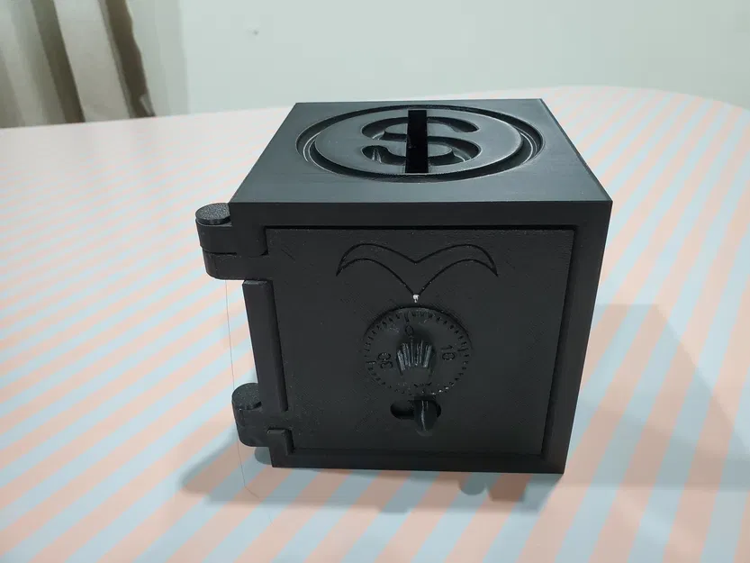 Title Piggy Bank Safe Tóm tắt két sắt Piggy Bank có khóa kết hợp - Image 4