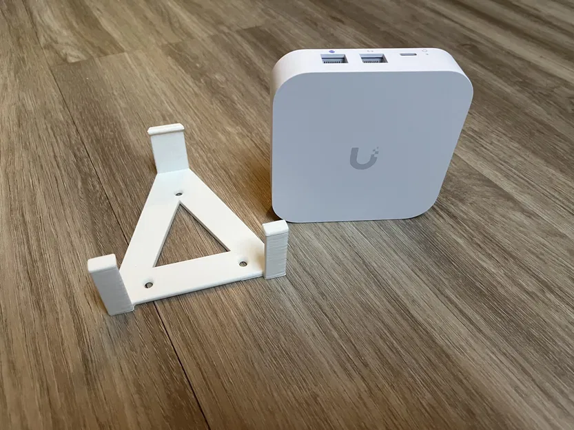 Giá đỡ tường cho UXG lite - Image 1