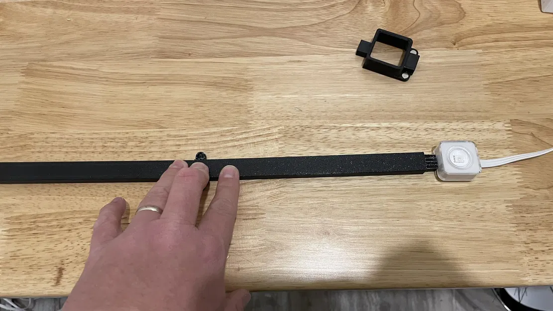 Gia Đỡ Đèn Govee RGBIC Ngoài Trời Vĩnh Cửu Nam Châm/Vít - Image 5