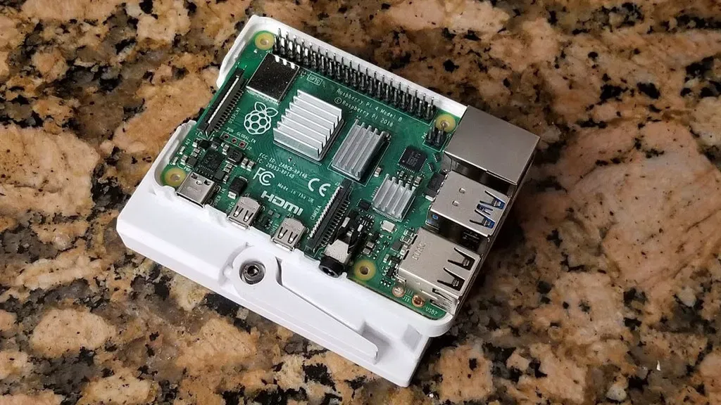 Giá đỡ Raspberry Pi 4 Mở Nhanh có Lẫy Khóa (Bản Remix Vỏ Case Không Ốc Vít Malolo) - Image 5