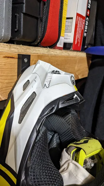 Móc Treo Tường Mũ Bảo Hiểm Full Face - Image 2