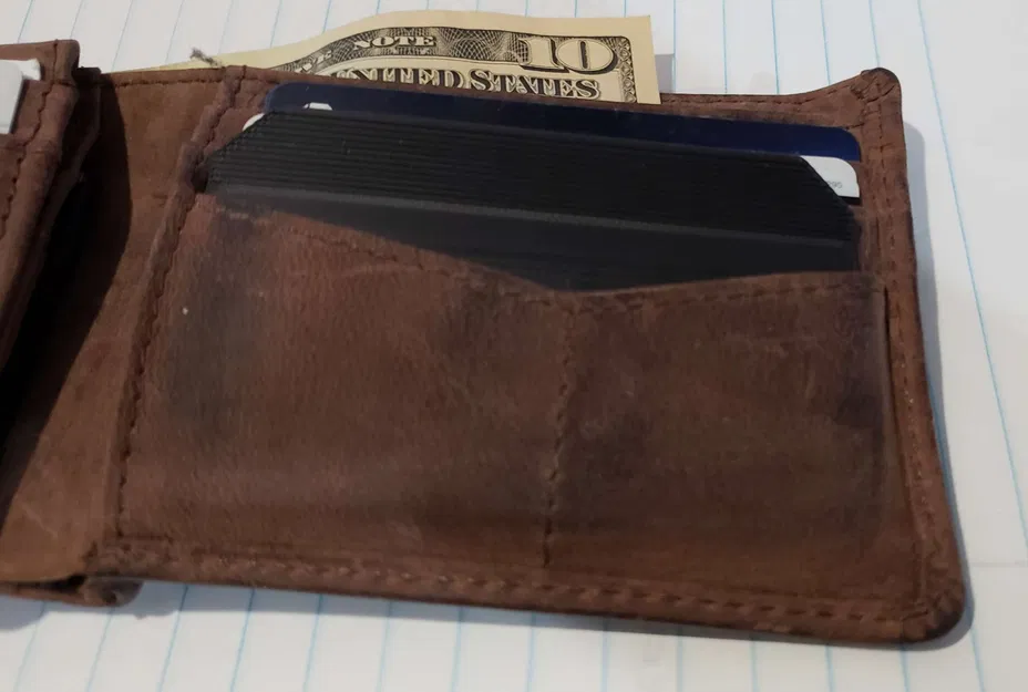 Wallet Ice-Scraper - Image 3