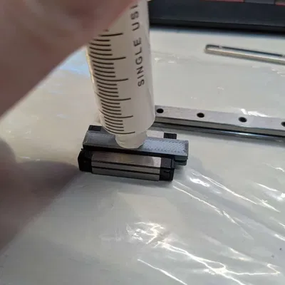 Ống dẫn bạc đạn 7H và dụng cụ tra dầu