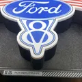 Hộp đèn Logo Ford V8 - Thumbnail 1