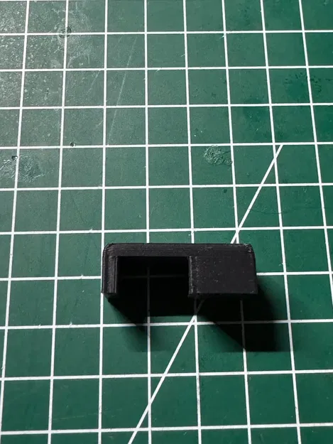 LED-Strip clips 14mm X 7mm (Waterproof outdoor models) - Image 4