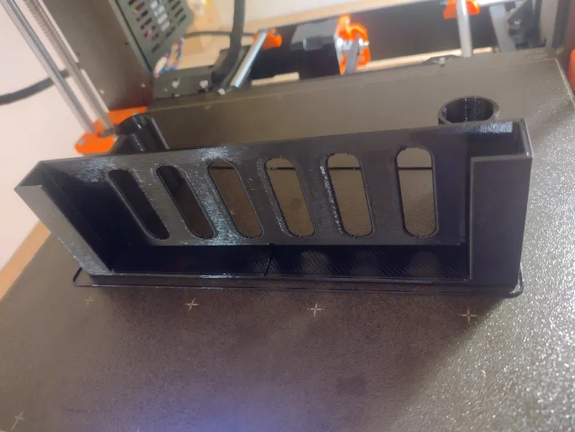 Headrest phone holder - Image 1