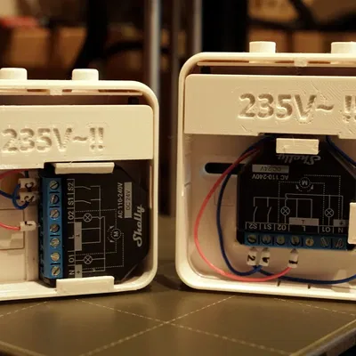 Vỏ Shelly Plus 2PM với 2 công tắc hành trình điều khiển rèm