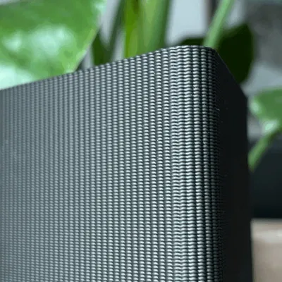 Triangle ripple vase