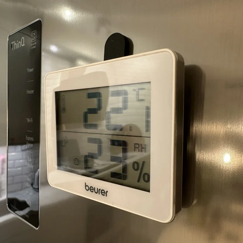 Magnetic Hanger
