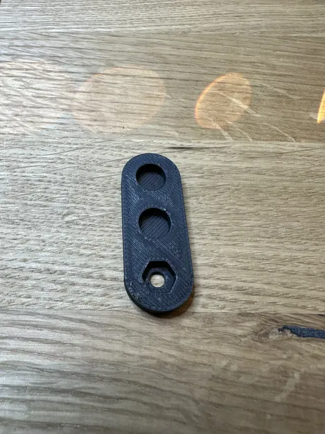 Magnetic Hanger - Image 8