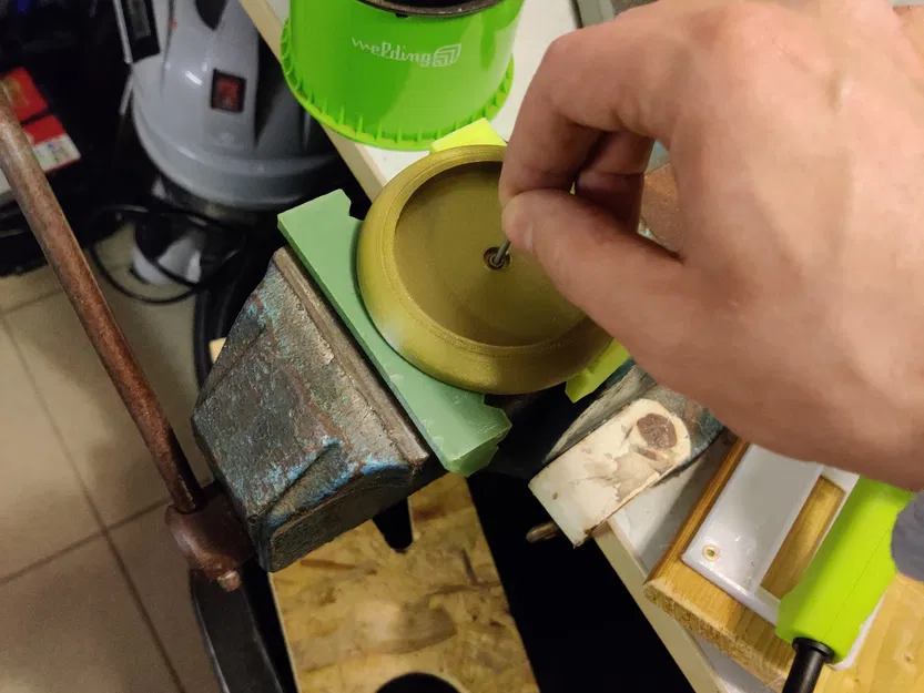 Simple candle holder for advent wreath - Image 3