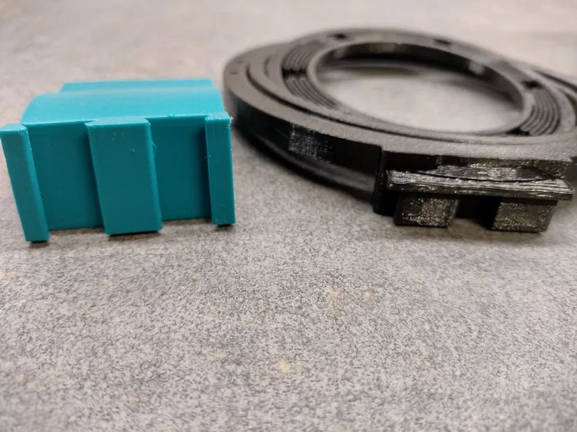 Giá Đỡ Cốc Tự Cân Bằng Cho Xe Đẩy - Image 1