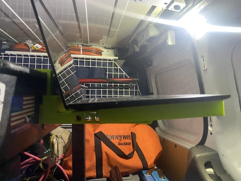 LAPTOP HOLDER FOR NARROW RUBBERMAID CART V3 - Image 3