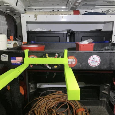LAPTOP HOLDER FOR NARROW RUBBERMAID CART V3