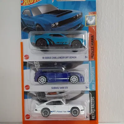 Kệ Trưng Bày HotWheels Cho 3 Xe