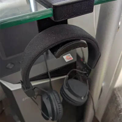 Headphones holder