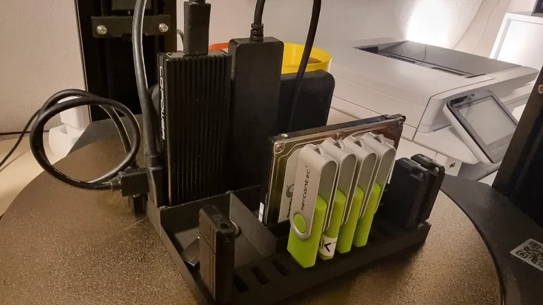 SSD, HDD, USB and external disk organizer - Image 1