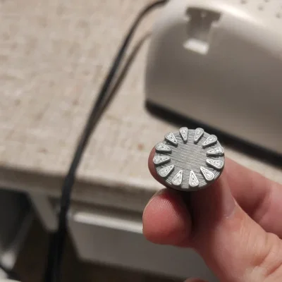 Giá đỡ trục chính điều chỉnh được cho máy mài Saeshin Strong 210/105L