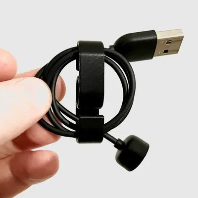 Dụng cụ giữ cáp, quấn cáp cho USB, cáp Lightning iPhone