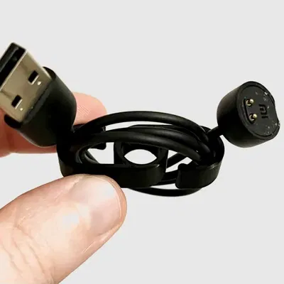 Dụng cụ giữ cáp, quấn cáp cho USB, cáp Lightning iPhone