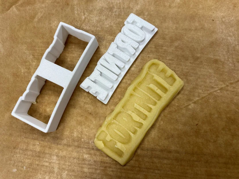 Khuôn Cắt Bánh Hình FORTNITE kèm Công Thức - Image 1