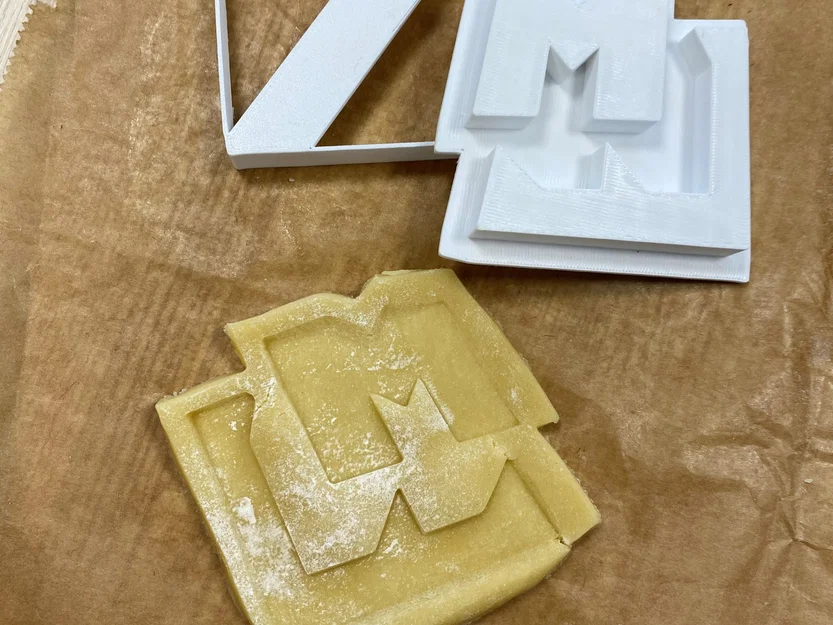 MAKERTEAM Khuôn Cắt Bánh Quy Kèm Công Thức - Image 1