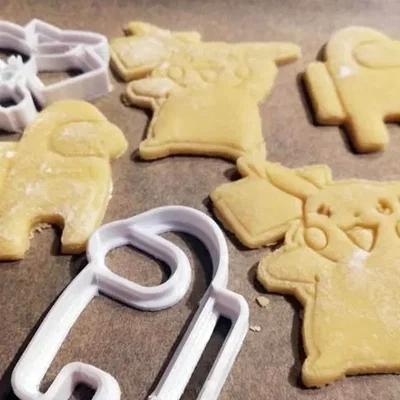 Khuôn Cắt Bánh Quy AMONG US IMPOSTER Kèm Công Thức