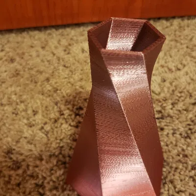 Chậu Hoa Hình Tròn