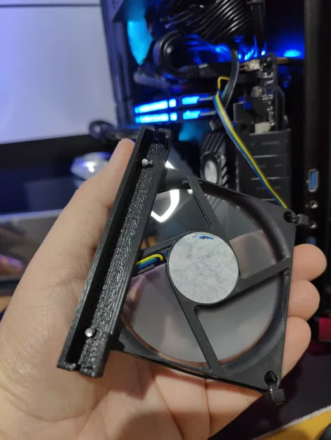 Xproto Riser Cable to 80mm fan mount - Image 2