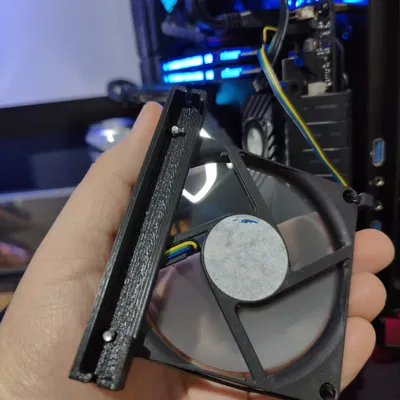 Xproto Riser Cable to 80mm fan mount
