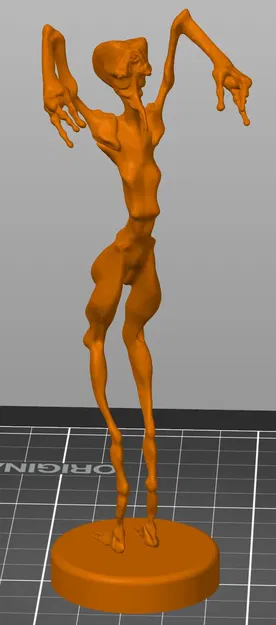 Alien statue - Image 1