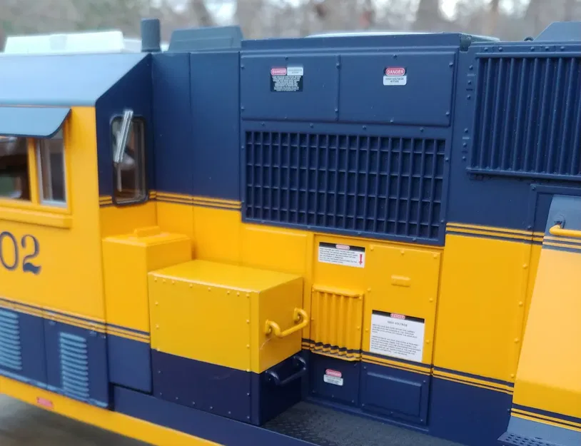HEP inverter cabinet for the USA Trains Alaska SD70MAC - Image 1