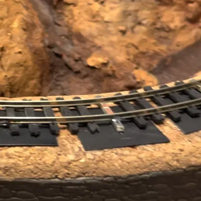 Thanh Ray Hon30 Peco SL-400 Chêm Thêm