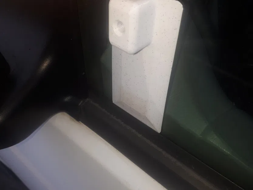 Frozen Window Ice Breaker - Image 2