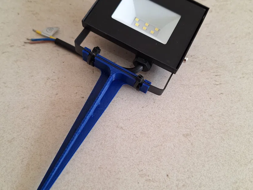 Cọc Cắm Đèn LED Ngoài Trời 10W - Image 2