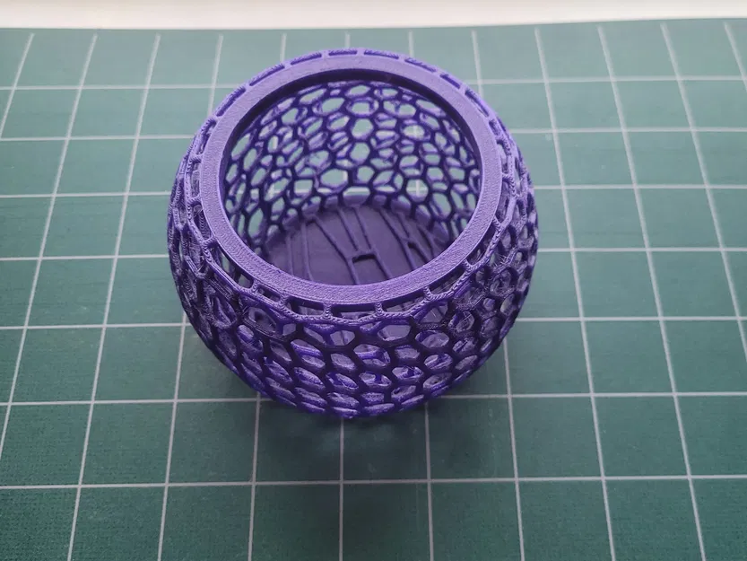 Round Plant Pot Flat Bottom Voronai - Image 2